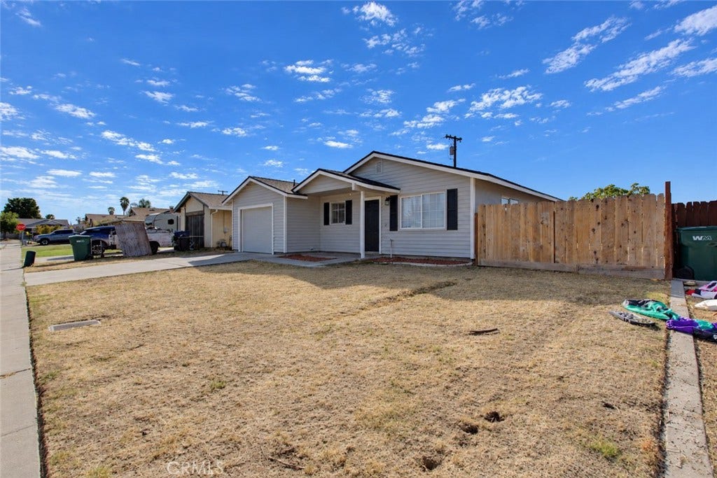 2425 Apache Street, Merced, CA 95348 2425 Apache Street, Merced, CA 95348