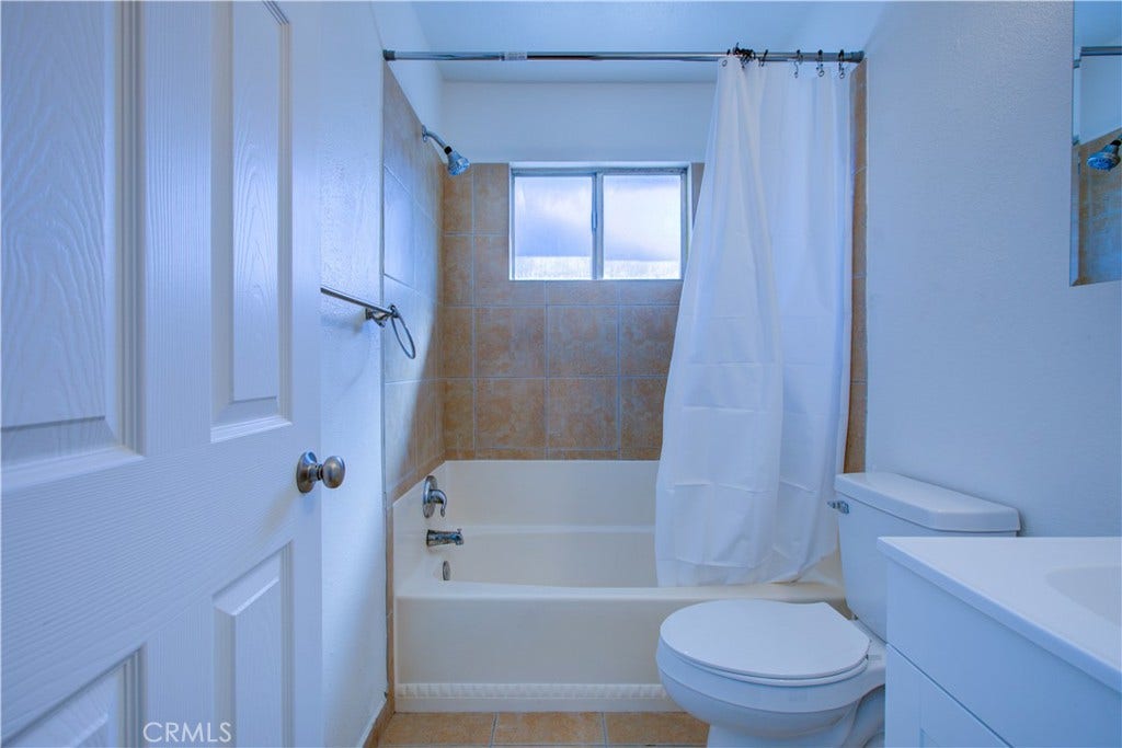 2425 Apache Street, Merced, CA 95348 2425 Apache Street, Merced, CA 95348