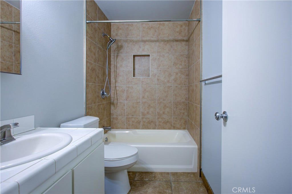 1342 Frankfort Court, Merced, CA 95348 1342 Frankfort Court, Merced, CA 95348
