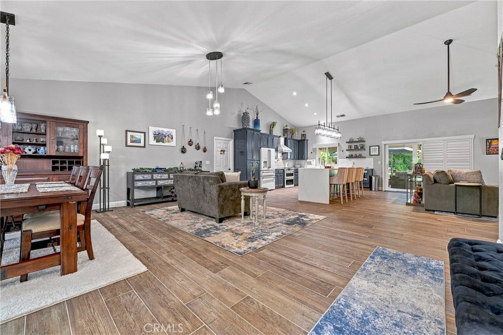 3247 Willow Run, Merced, CA 95340 3247 Willow Run, Merced, CA 95340