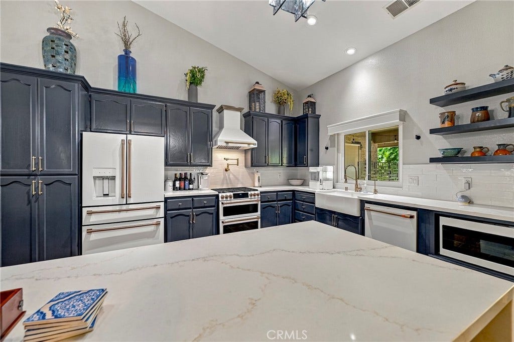 3247 Willow Run, Merced, CA 95340 3247 Willow Run, Merced, CA 95340