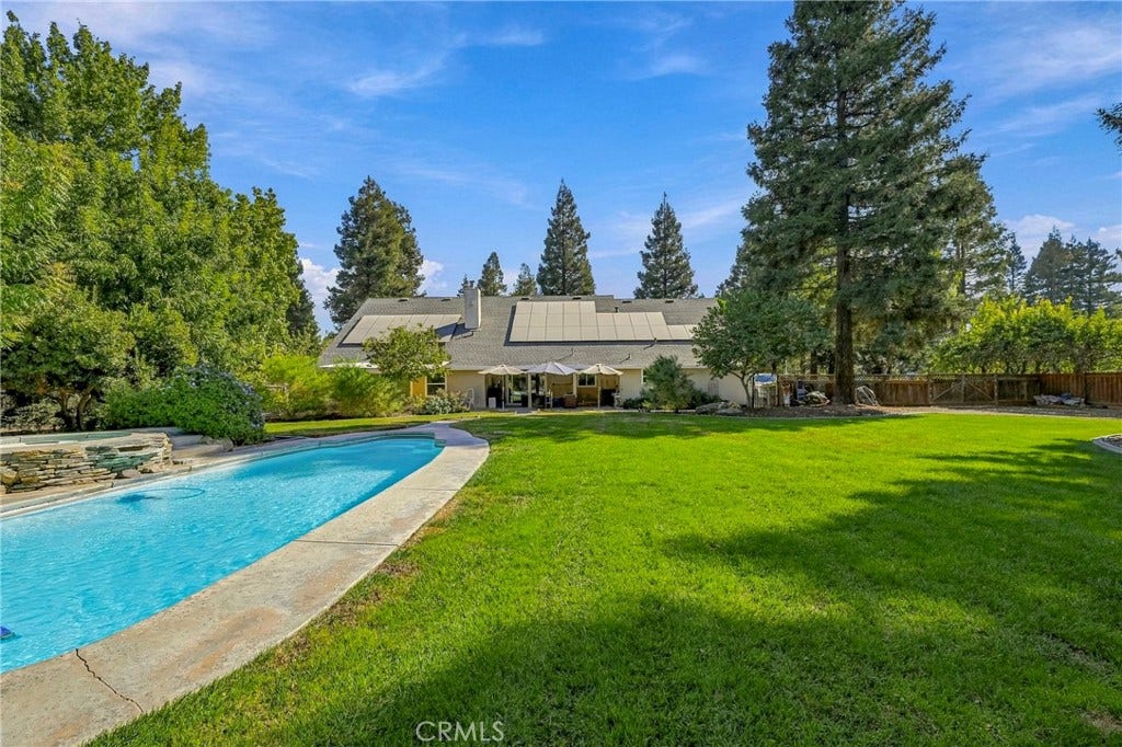 3247 Willow Run, Merced, CA 95340 3247 Willow Run, Merced, CA 95340