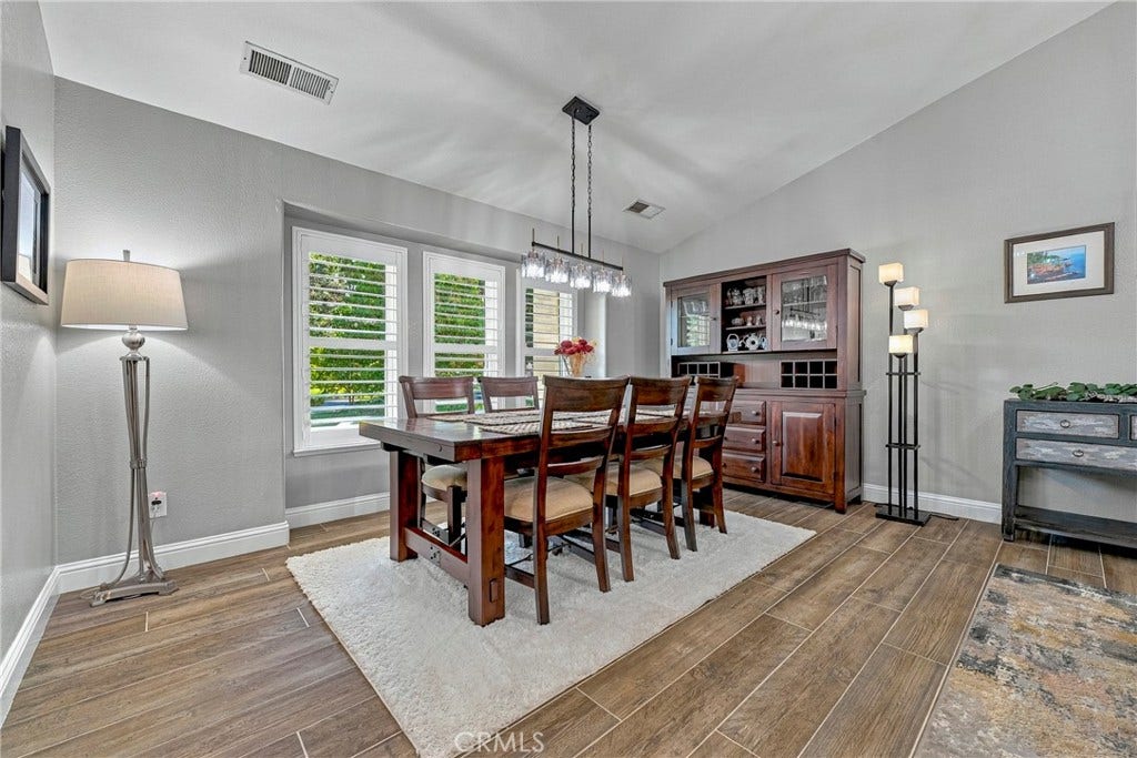 3247 Willow Run, Merced, CA 95340 3247 Willow Run, Merced, CA 95340