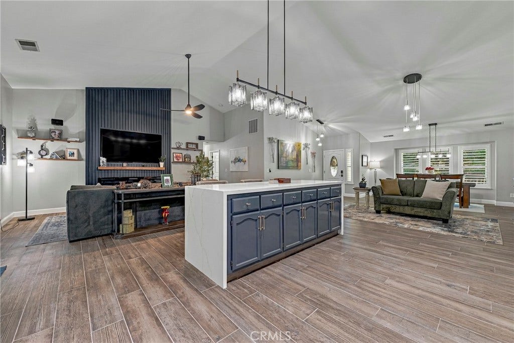 3247 Willow Run, Merced, CA 95340 3247 Willow Run, Merced, CA 95340