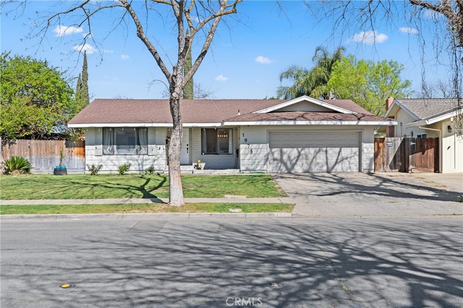Property photo for 1975 E Alexander, Merced, CA