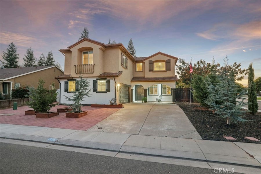 Property photo for 1725 Luna Bella Lane, Manteca, CA