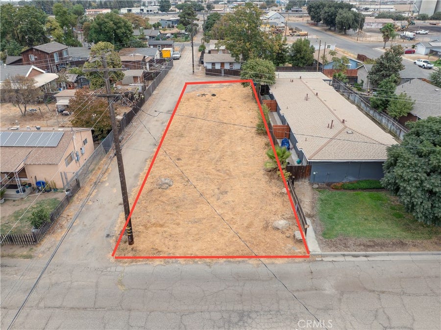 Property photo for 435 S 2nd Street, Chowchilla, CA