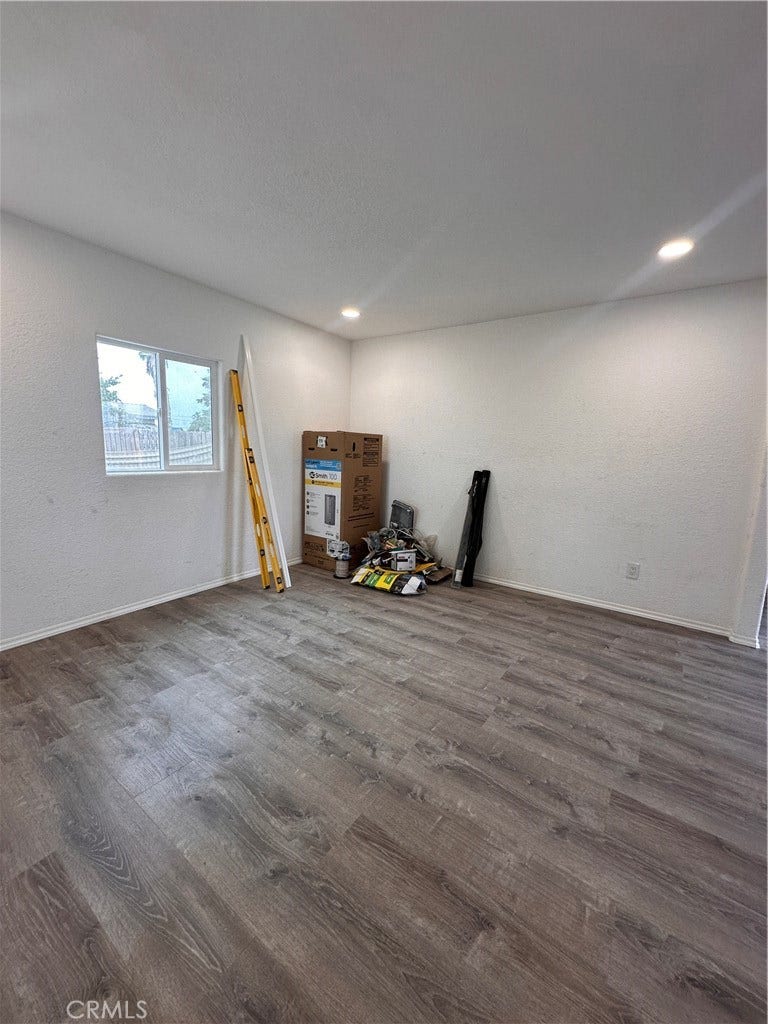 Property photo for 371 S R, Merced, CA