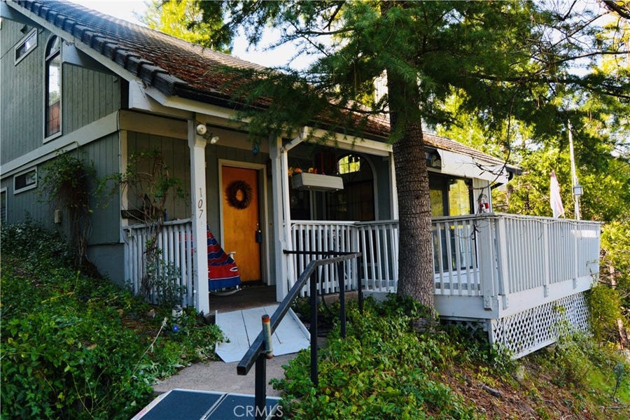 Property photo for 40748 Foxboro Court, Bass Lake, CA