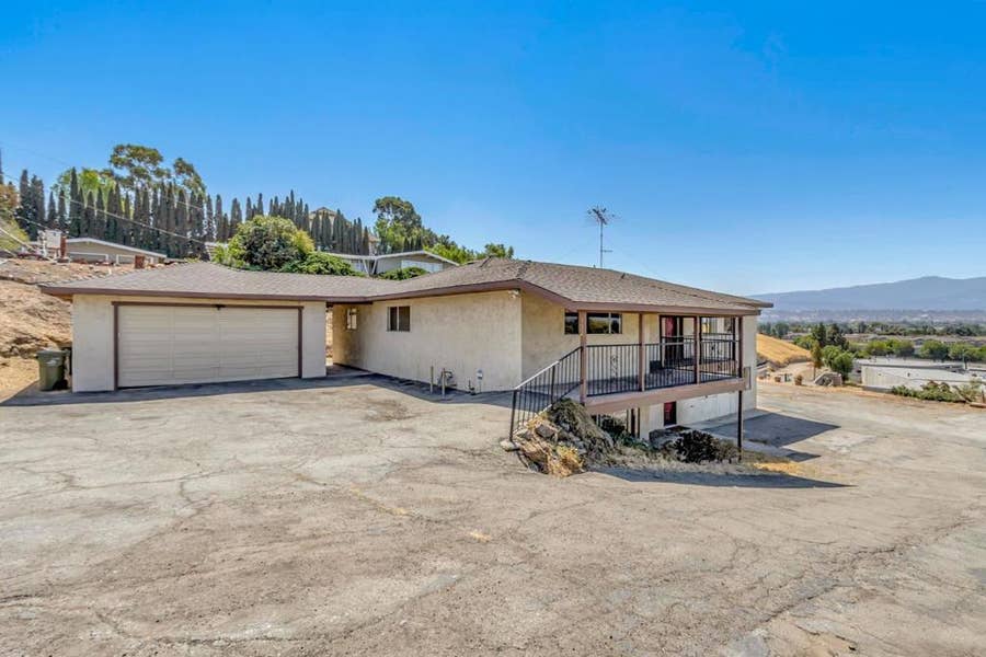 Property photo for 132 San Ramon Drive, San Jose, CA
