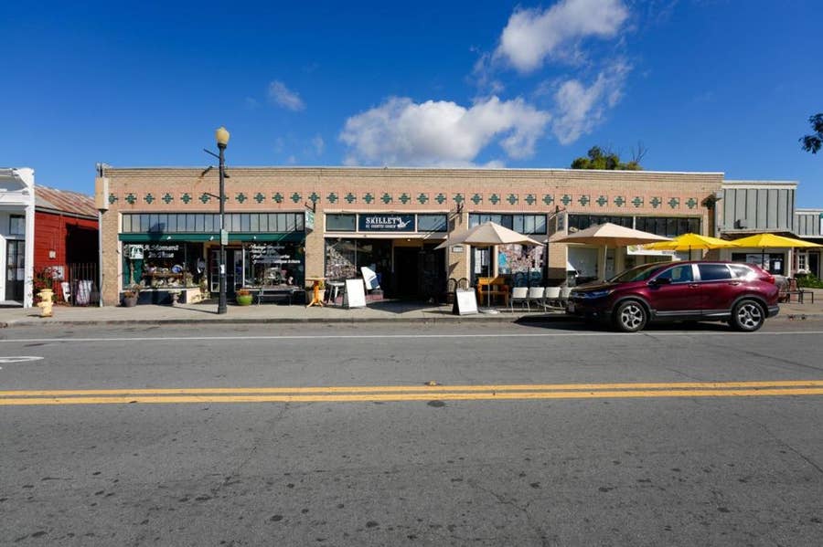 Property photo for 37372 Niles Boulevard, Fremont, CA