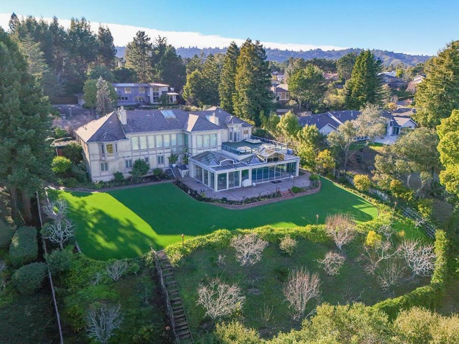Property photo for 2930 Privet Drive, Hillsborough, CA