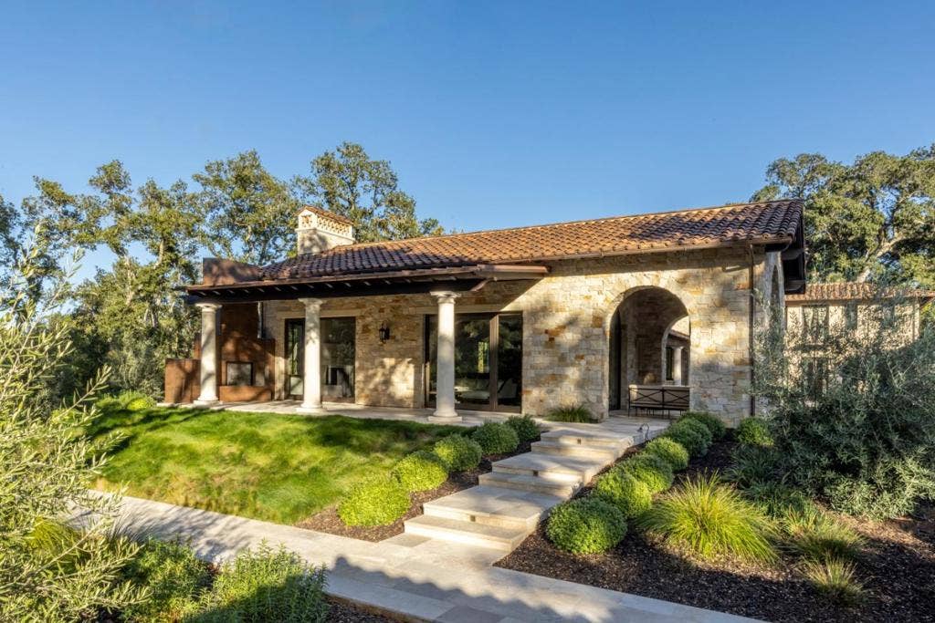 7 Blue Ridge Lane, Woodside, CA 94062 7 Blue Ridge Lane, Woodside, CA 94062