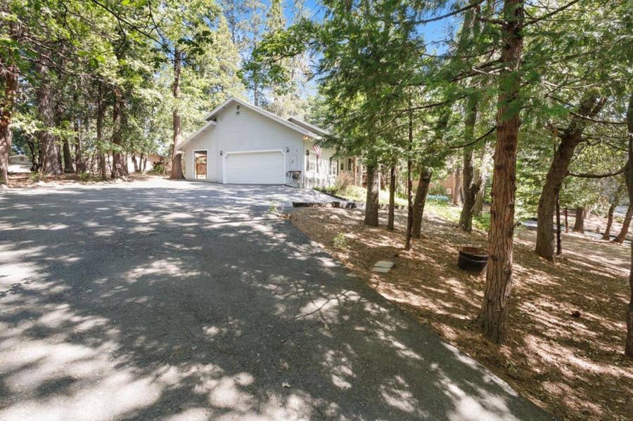 Property photo for 17256 Mount Elizabeth Drive, Sonora, CA