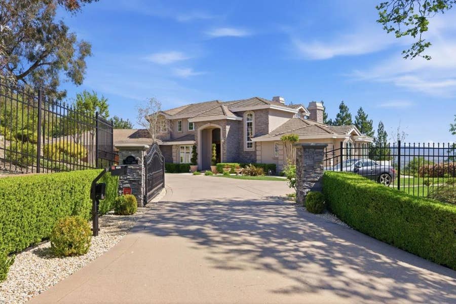 Property photo for 130 Sierra Azule, Los Gatos, CA