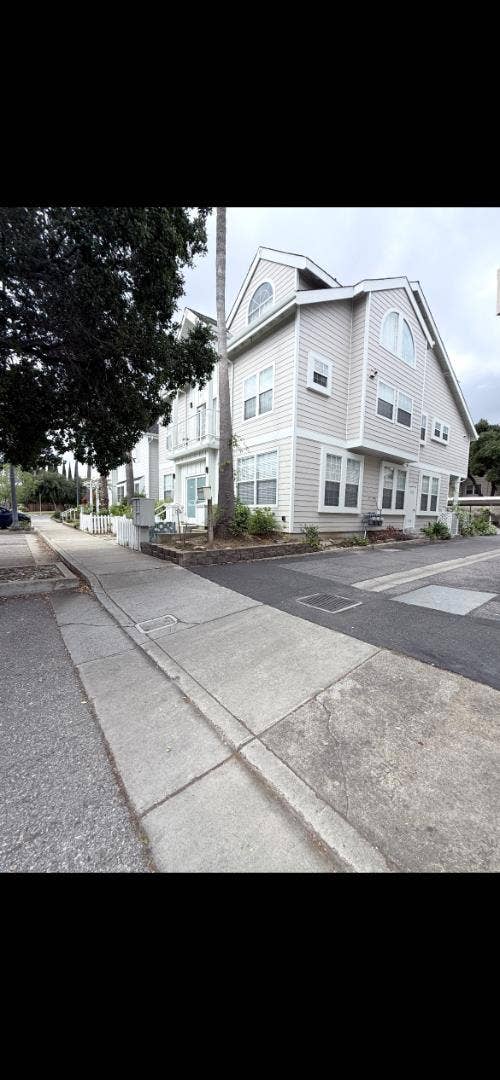 Property photo for 10061 Pasadena Avenue, #1, Cupertino, CA