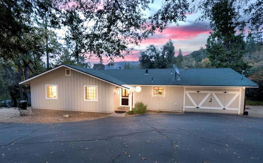 Property photo for 51159 Road 632, Oakhurst, CA