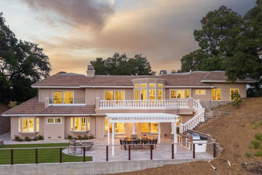 Property photo for 21668 Toll Gate Road, Saratoga, CA