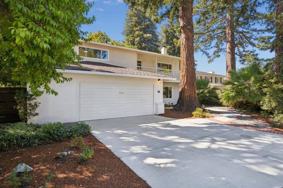 Property photo for 707 Charleston Court, Palo Alto, CA