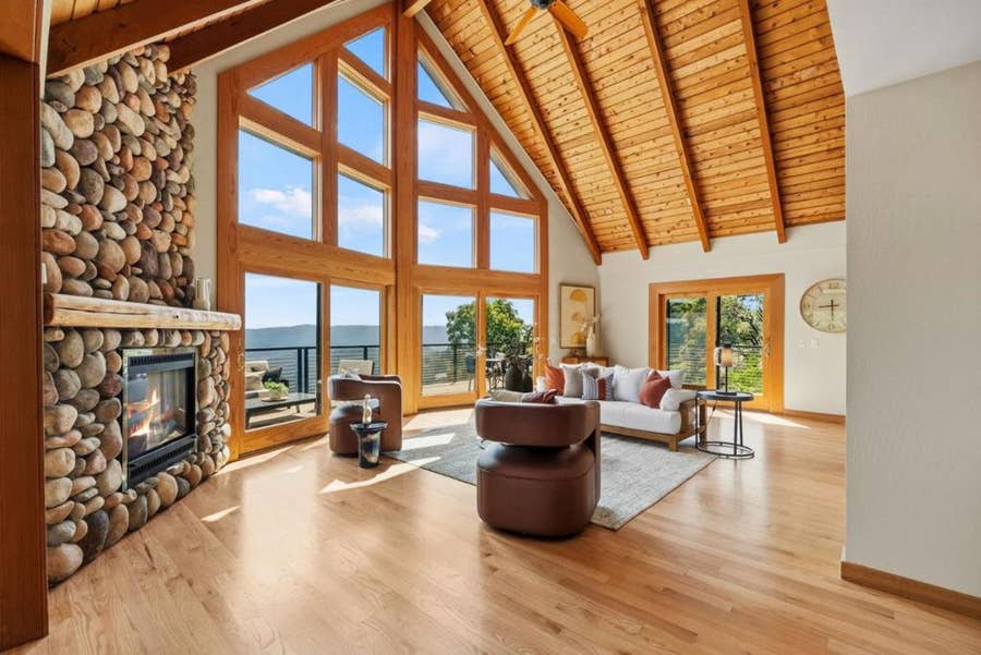 Property photo for 18836 Favre Ridge Road, Los Gatos, CA