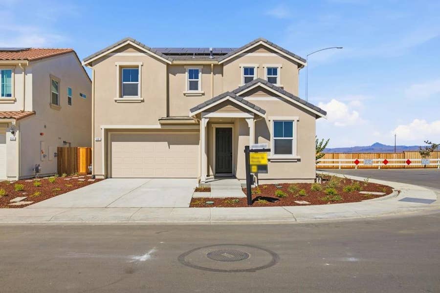 Property photo for 580 Tall Grass Way, Hollister, CA