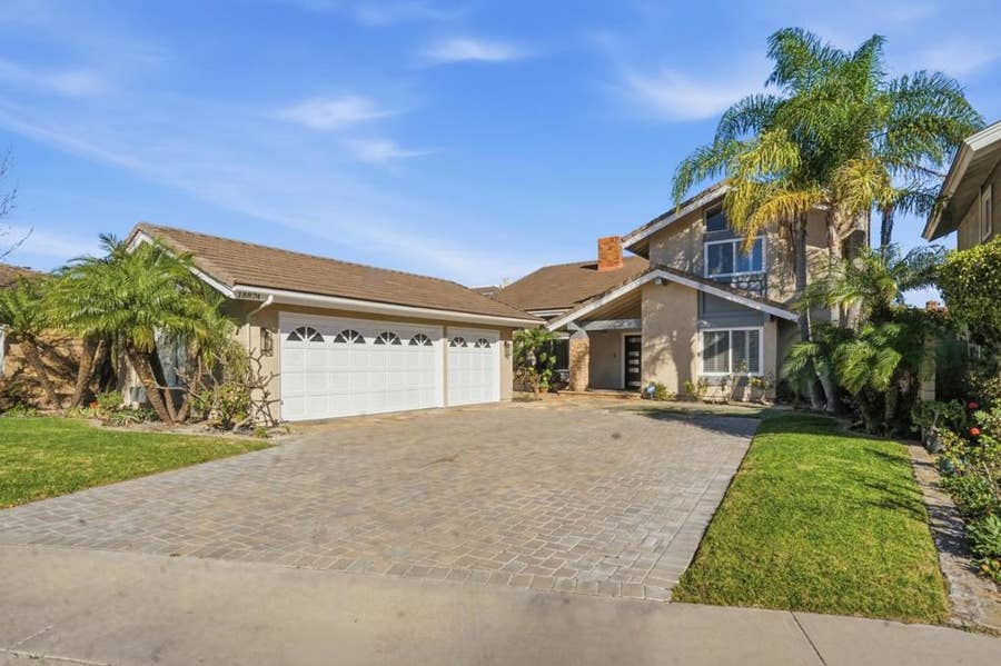 Property photo for 18874 Mount Cimarron Street, Fountain Valley, CA
