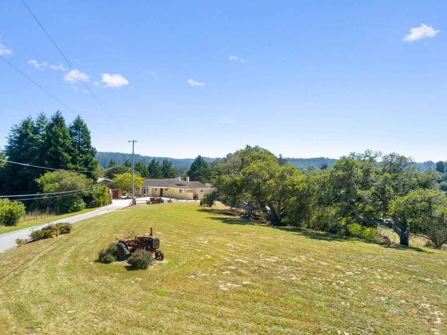 Property photo for 3230 Hillman Lane, Royal Oaks, CA