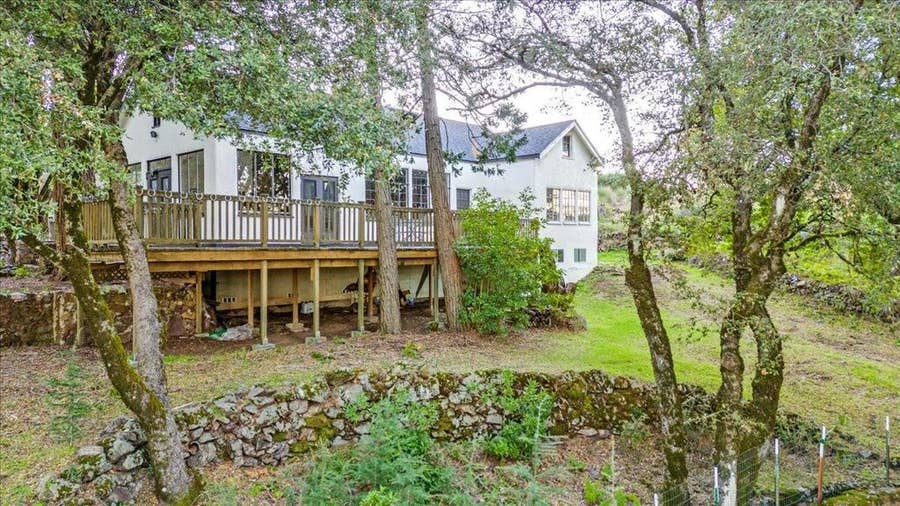 Property photo for 15880 Soda Springs Road, Los Gatos, CA