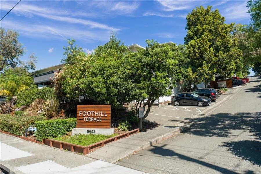 Property photo for 16424 Foothill Boulevard, Castro Valley, CA