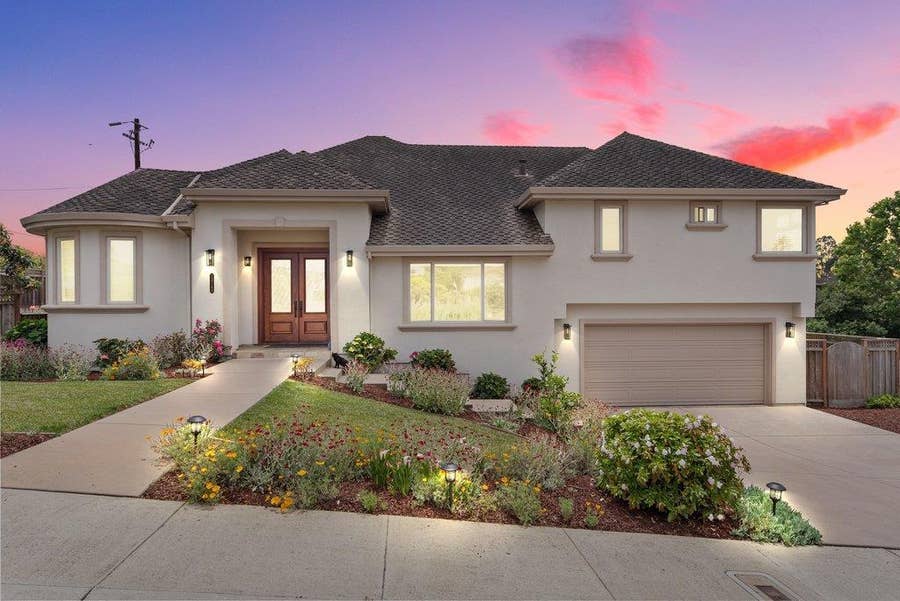 Property photo for 13140 Heritage Circle, Royal Oaks, CA