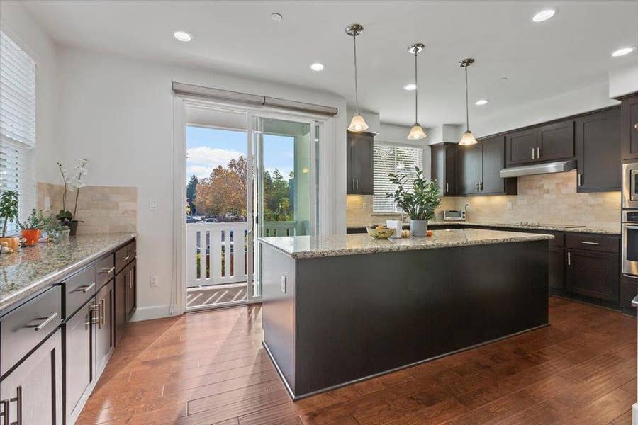 Property photo for 2041 Atlas Loop, Mountain View, CA