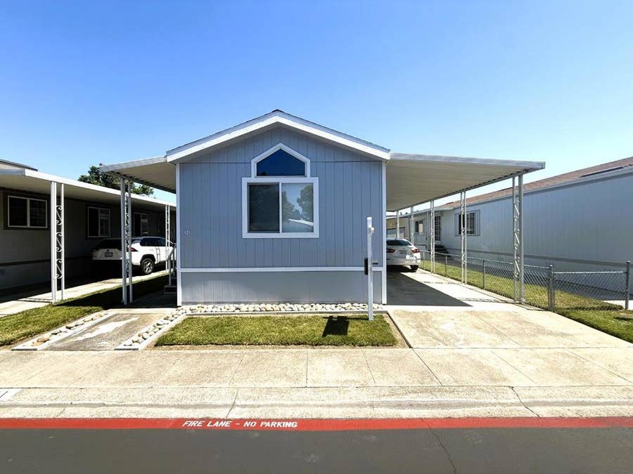 Property photo for 1358 Oakland Road, #121, San Jose, CA