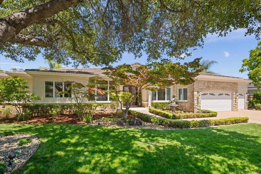 Property photo for 15863 Mina Way, Saratoga, CA