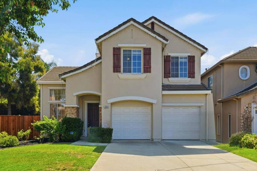 Property photo for 3286 Chateau Du Lac, San Jose, CA