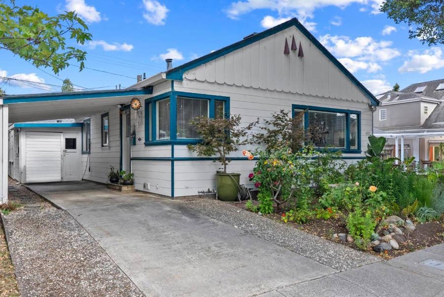 Property photo for 622 Sunset Drive, Capitola, CA