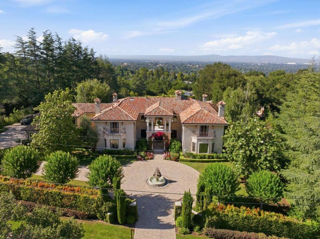 10285 Magdalena Road, Los Altos Hills, CA 94024 10285 Magdalena Road, Los Altos Hills, CA 94024