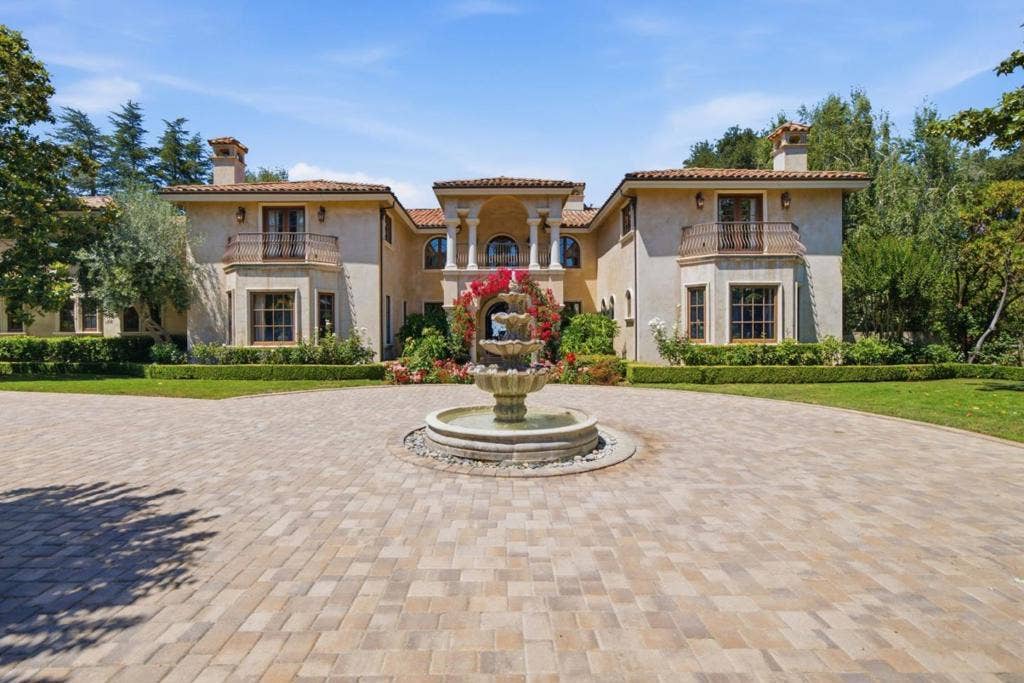 10285 Magdalena Road, Los Altos Hills, CA 94024 10285 Magdalena Road, Los Altos Hills, CA 94024
