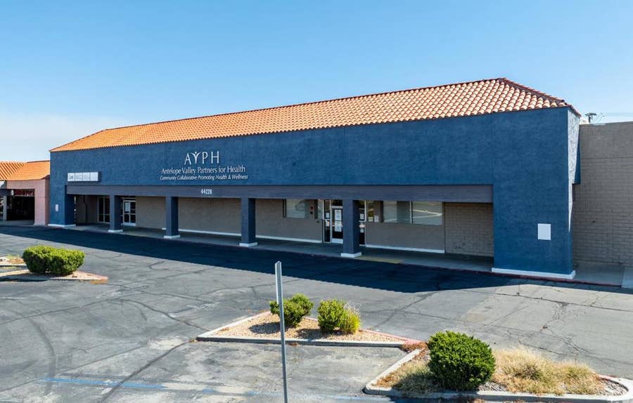Property photo for 44226 10th Street, Lancaster, CA