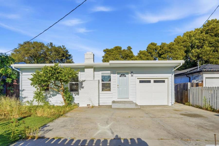 Property photo for 1030 Bradley Way, East Palo Alto, CA