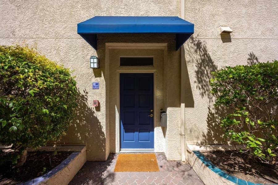 Property photo for 2559 Park Boulevard, #M101, Palo Alto, CA