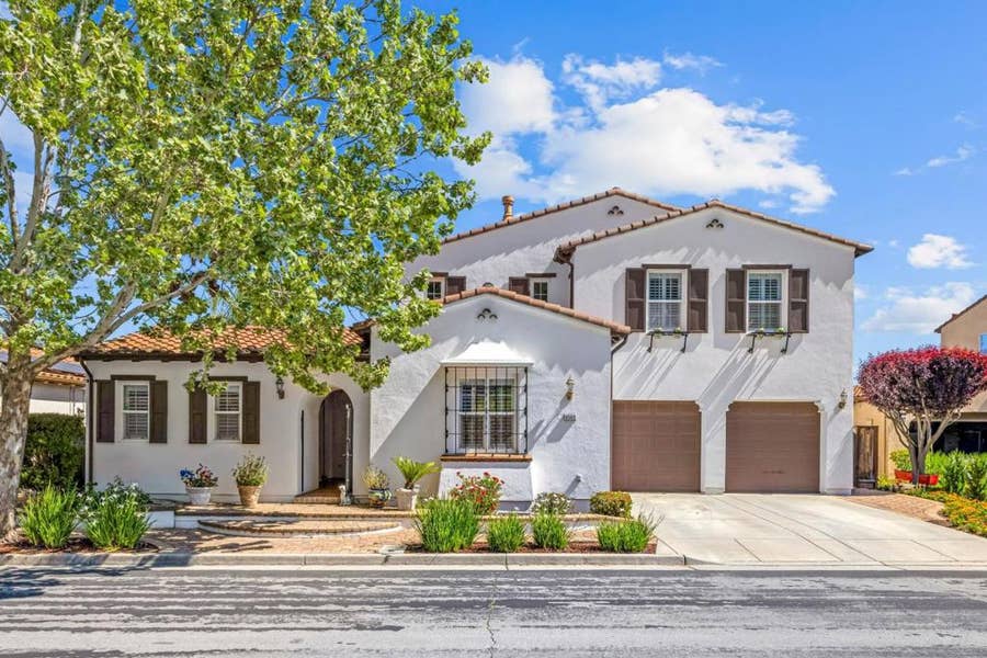 Property photo for 6560 Eagle Ridge Court, Gilroy, CA