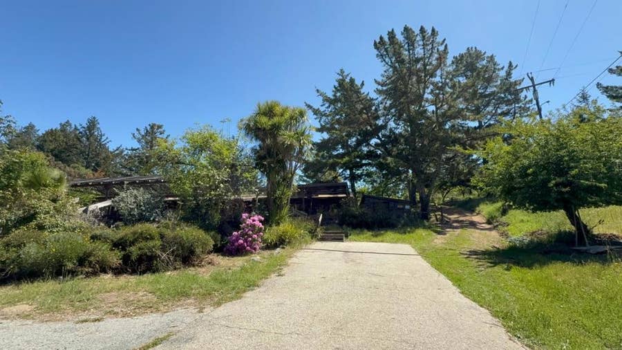 Property photo for 24930 Skyland Road, Los Gatos, CA