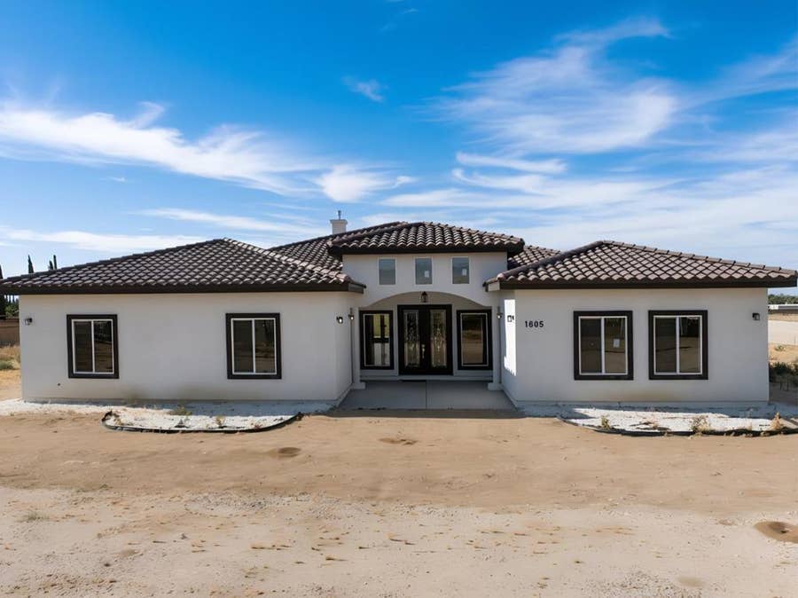 Property photo for 1805 W Columbia Way, Lancaster, CA