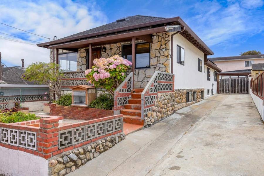 Property photo for 833 Hellam Street, Monterey, CA