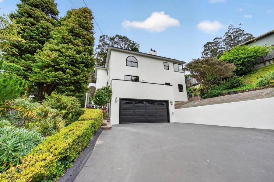 Property photo for 1523 Perez Dr, Pacifica, CA