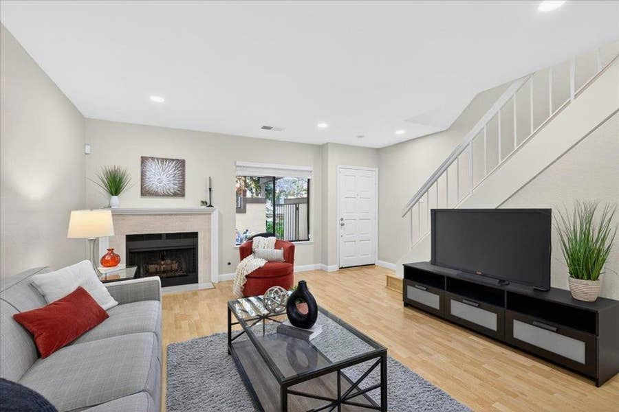Property photo for 582 Pimlico Court, Walnut Creek, CA
