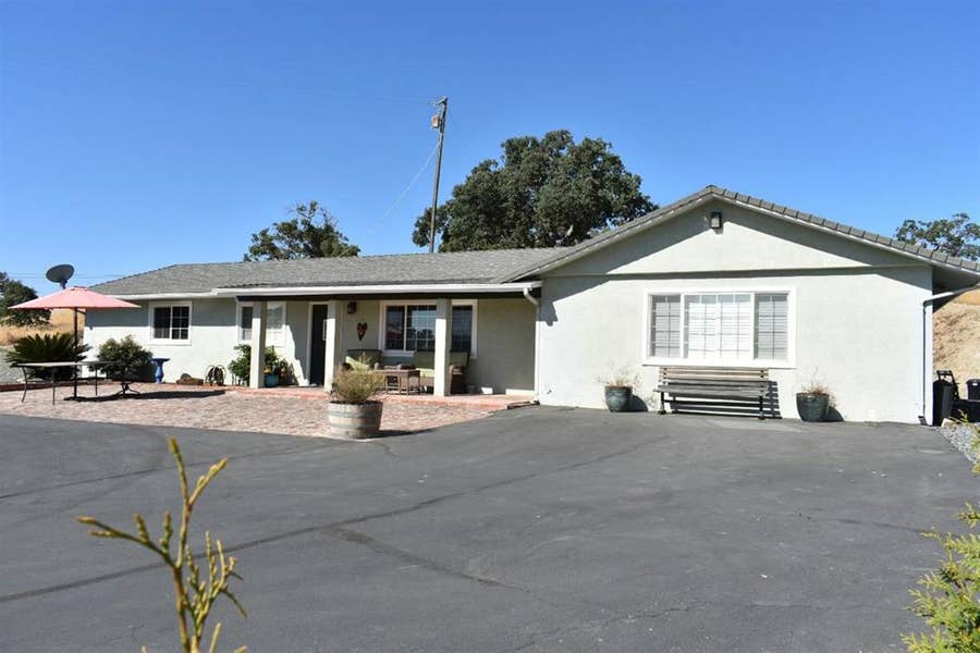 Property photo for 10383 Jalapa Way, La Grange, CA