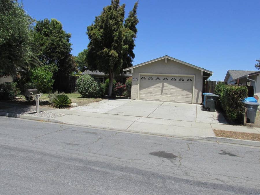 Property photo for 320 Mccarthy Street, Hollister, CA