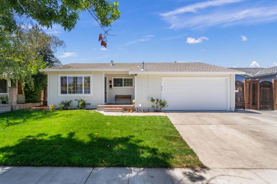 Property photo for 679 Torreya Avenue, Sunnyvale, CA