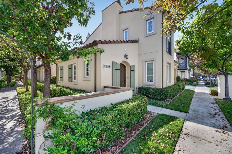 Property photo for 1206 Dahlia Loop, San Jose, CA